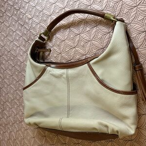 TIGNANELLO Large Cream Pebbled Hobo Bag. 16 inches. EXCELLENT CONDITION